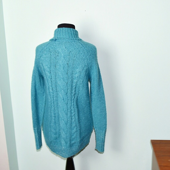 Vera Wang Powder Blue Cable Knit Sweater - Picture 2 of 2